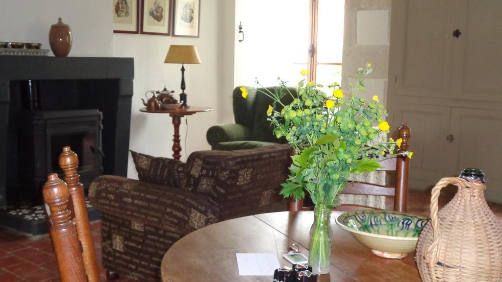 Couloutre Maison Frankrijk חדר תמונה